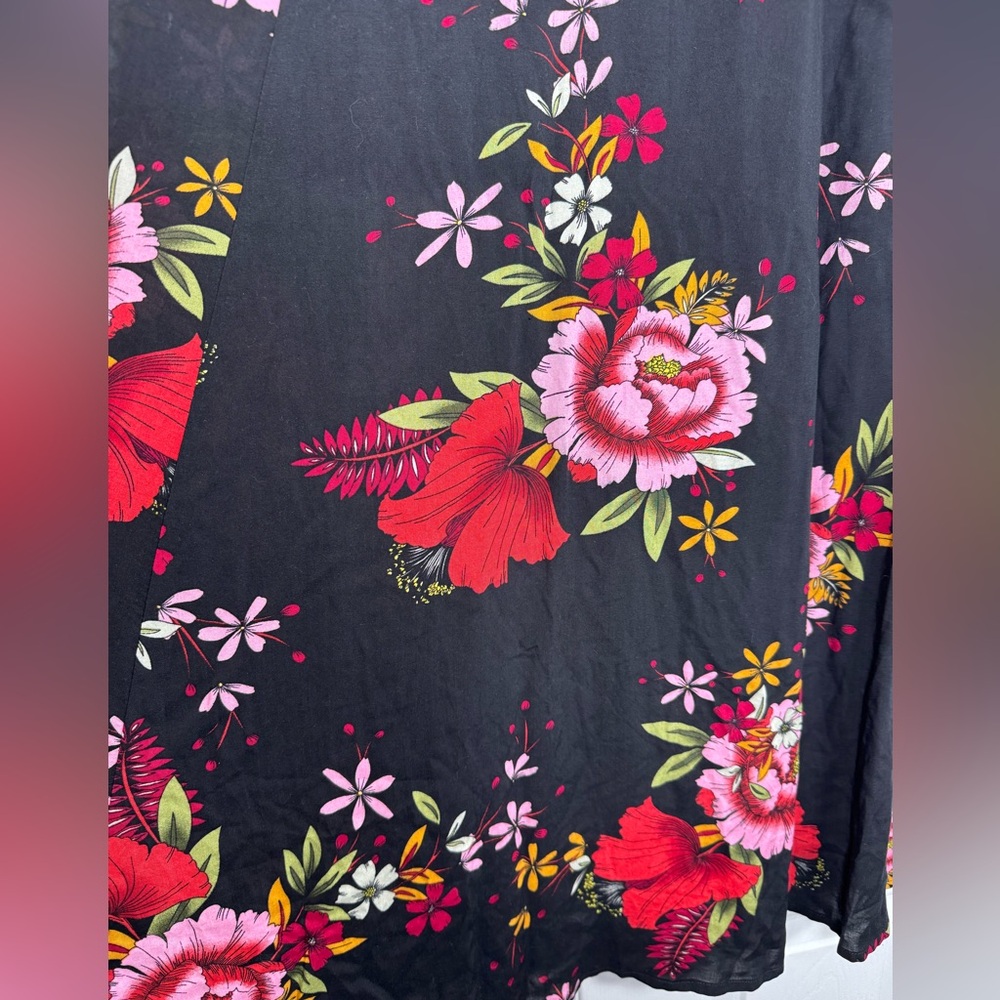 Lulus Black Floral Midi Skirt Side Slits Flowy A-Line Size S - Picture 3 of 7